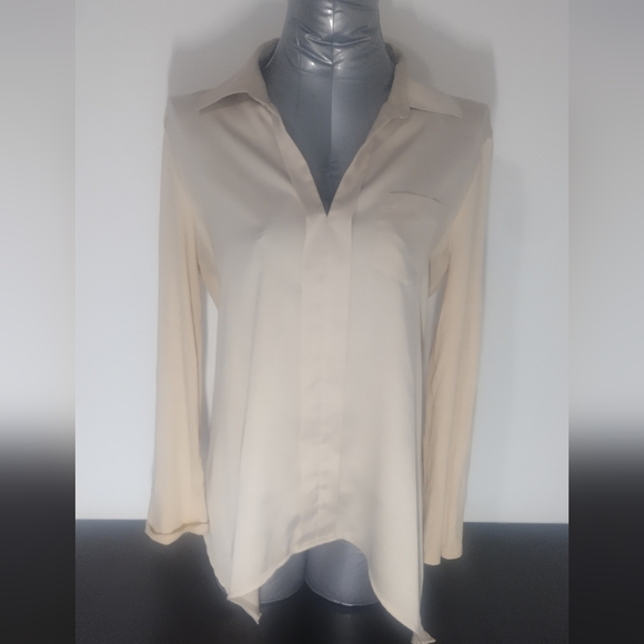 Daisy Fuentes Cream Top‎ - Picture 1 of 4